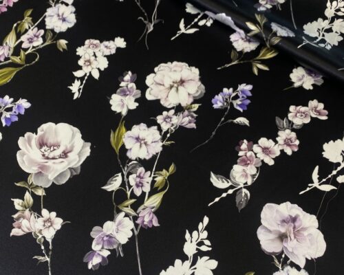 Matase naturala Chanel neagra imprimata cu flori de camp